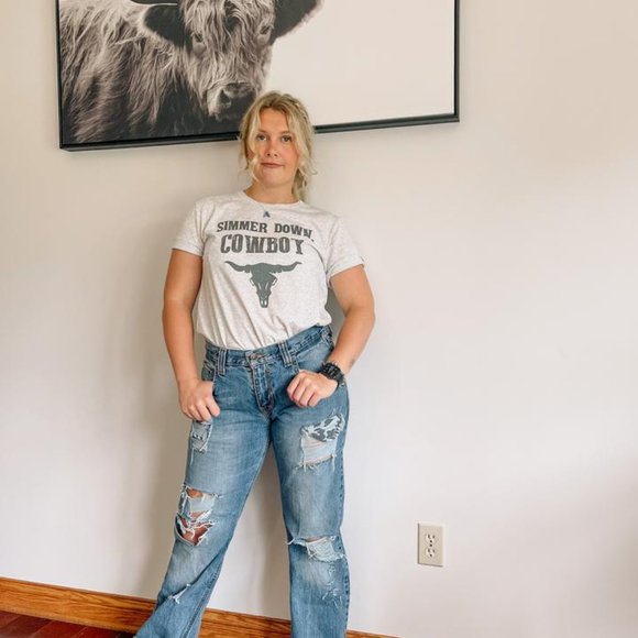 SIMMER DOWN COWBOY Handmade Graphic Tee - Picture 2 of 4